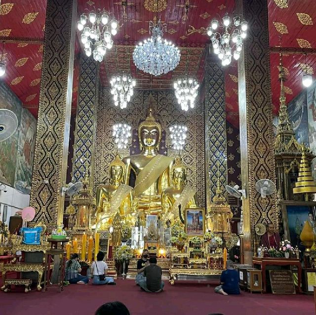 ไหว้พระวัดดังจังหวัดลำพูน วัดพระธาตุหริภุญชัย