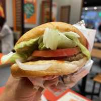 【横浜・みなとみらい】食欲の秋はバーガーキングで！