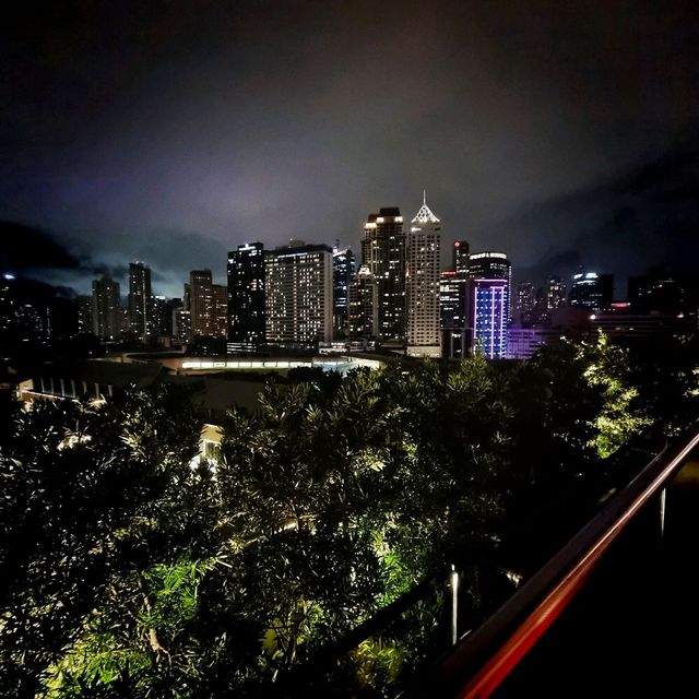 Chic Rooftop Bar in Makati!