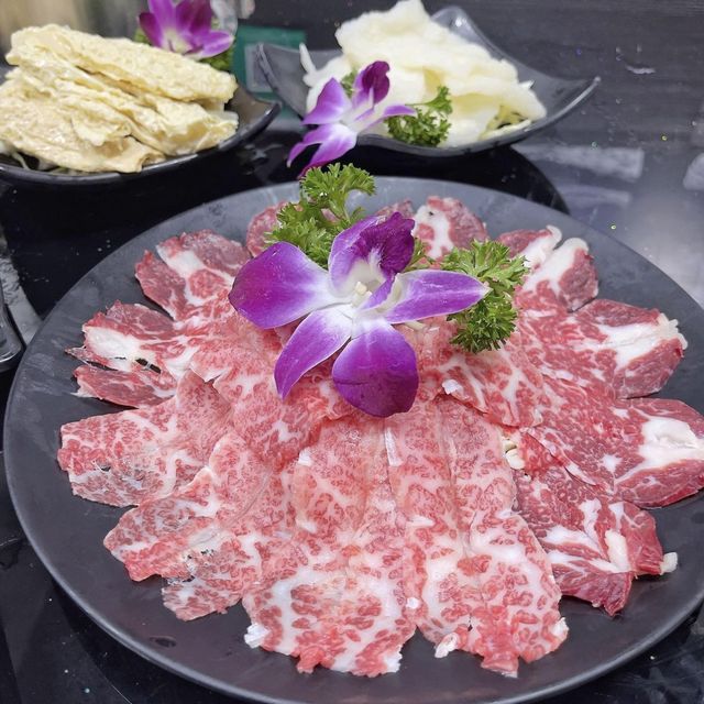 新鮮食材雞煲火鍋