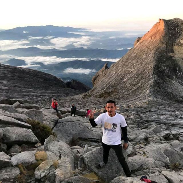 Highest mountain in Malaysia! Gunung Kinabalu