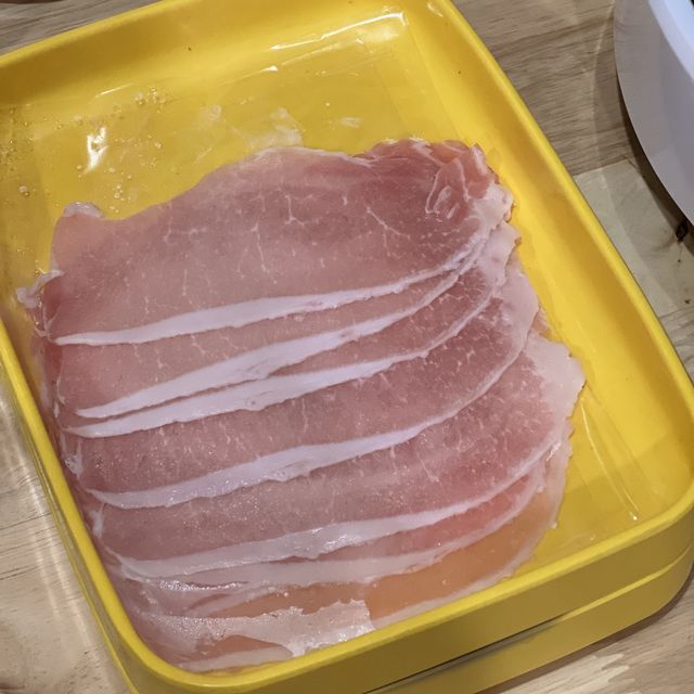 ร้าน หมูจุ่ม 2 ชั้น คนเชียงใหม่รักสิ่งนี้