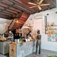 Hachiya coffee roastery

