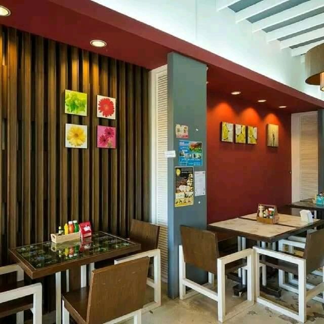 บ้านบานชื่น (BaanBanchuen(Family of restaurant))
