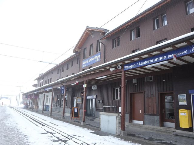 瑞士另一美麗童話小鎮Wengen