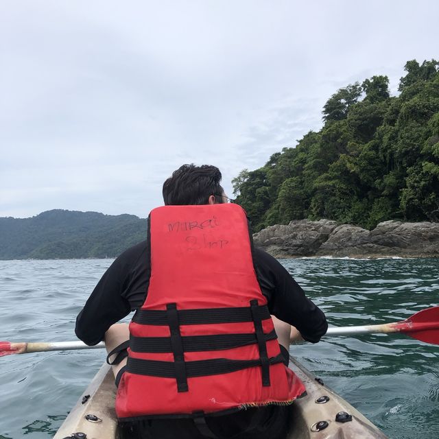 카약타고 둘러보는 쁘렌띠안섬 🚣🏻‍♀️