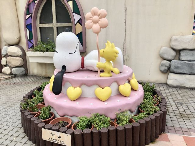 Amusing Day in Snoopy’s World Hong Kong
