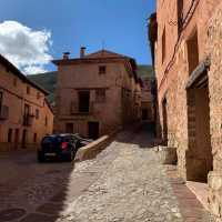 Albarracín เขาว่าเป็นหมู่บ้านที่สวยที่สุดในสเปน