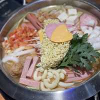 【新大久保】おいしいブテチゲと映える店内🇰🇷新大久保ブテチゲ