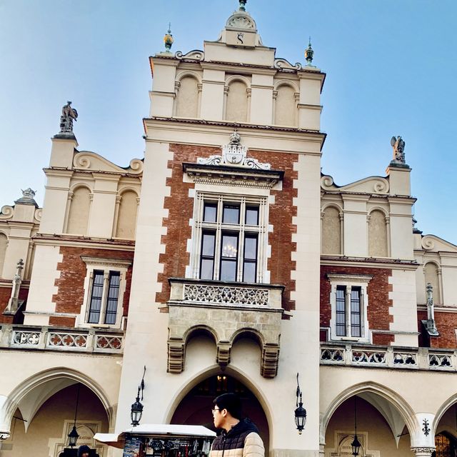 Get Lost in Krakow Old Town 💕 