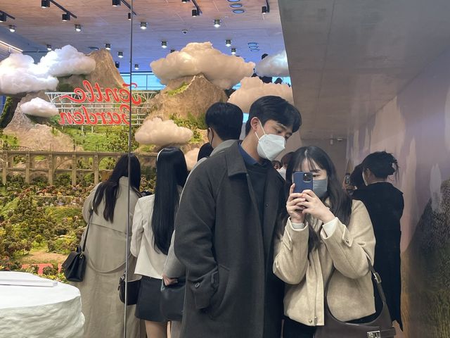 망원경을 통해 보는 핫플 “Jentle Garden“