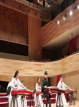 【濰坊音樂廳】《“樂動濰坊”慶祝新中國成立75週年系列音樂會古箏專場》｜音樂會 | 濰坊大劇院音樂廳