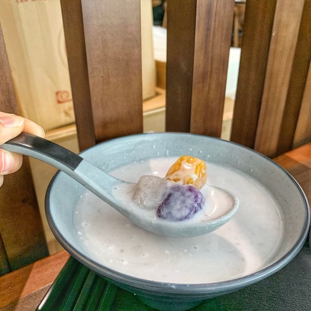 招牌人氣台式吐司｜黑布小巷