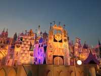 I love Hong Kong Disneyland