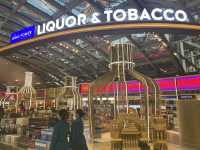 曼谷機場超大免稅店