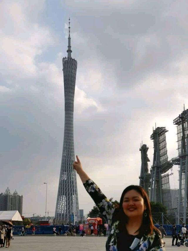 Having fun at Huacheng Square