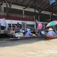 丹嫩莎朵水上市場 Floating Market Dumnoen Saduak