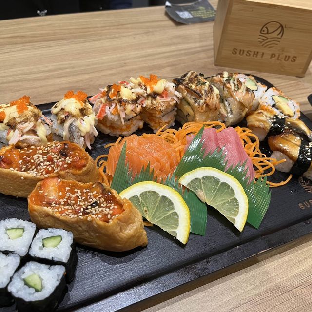 Chic and cozy for Sushi fans!