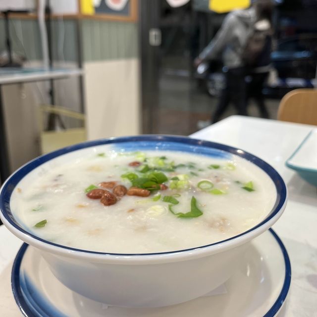 天后傳統但帶新式設計的粥鋪