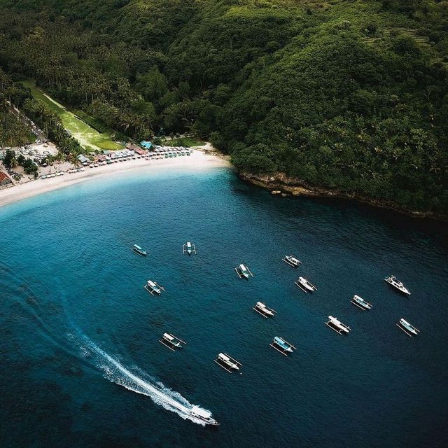 CRYSTAL BAY - NUSA PENIDA
