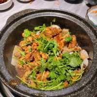 一站式品嚐台式小食+刺身+雞煲+藥膳火煱，任飲任食挑戰大胃王😂