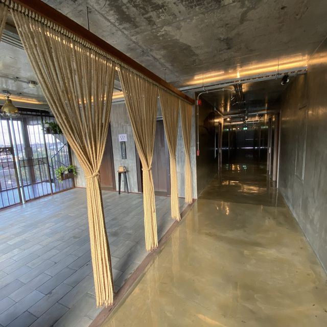 โรงแรมเก๋ทำเลดีนอนสบาย Navakitel