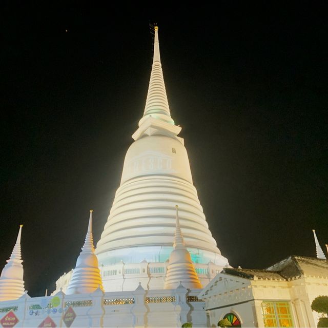 Incredible Temple on the Riverside