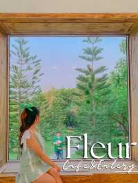 🔱 FLEUR CAFE คาเฟ่ที่เหมือนหลุดเข้าไปในโลกนิยาย