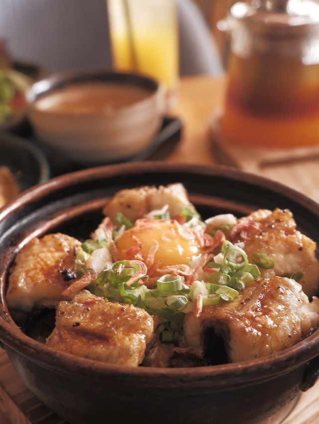 中日混合居酒屋之煲仔飯出色 