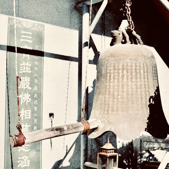 細水長流群山環抱幽靜恬淡｜西方寺