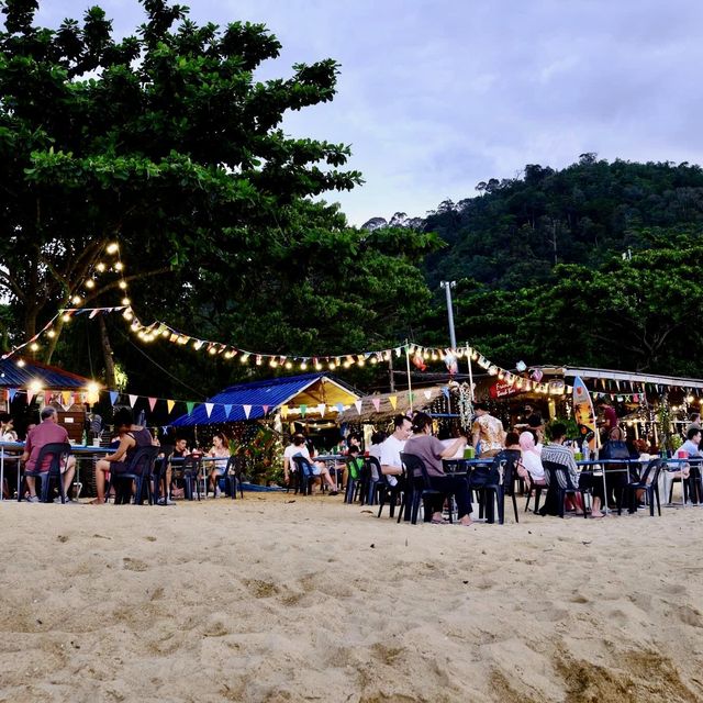 Frandy Beach Bar 