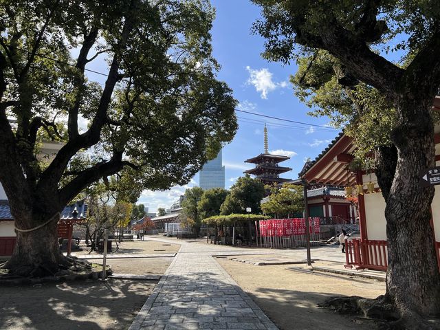 日本大阪四天王寺｜佔地好大又氣派，很漂亮的地方