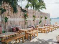 The Oxygen Pattaya คาเฟ่ริมทะเลสไตล์ tropical