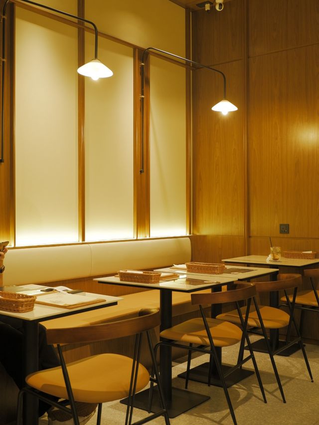 深木🪵系Cafe，三文魚意粉超足料 