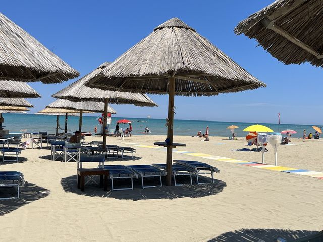 La Lampara Beach in Pescara Italy 🇮🇹 