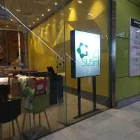 Halal Sushi 🍣  spot...for those raw foodie