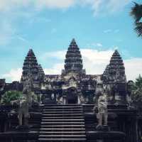Amazing Angkor Wat no queues for pictures