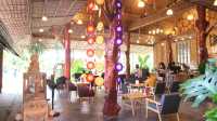 ณ อุบลของฝาก & คาเฟ่พิบูลมังสาหาร