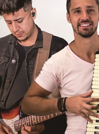 漫步古典夜 風琴華爾茲——道格拉斯·博爾薩蒂手風琴與吉他音樂會｜音樂會 | 深圳音樂廳五樓小劇場