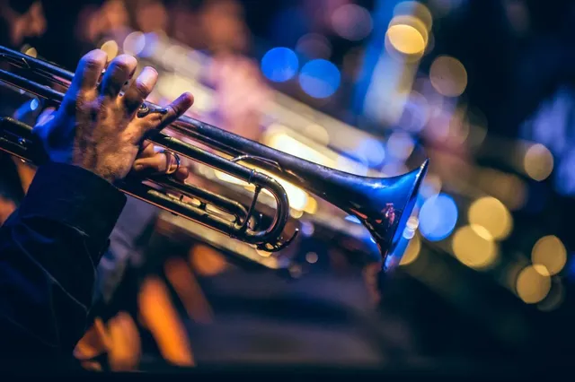 DAVE KOZ AND FRIENDS CHRISTMAS TOUR 2024 | Music Hall Center