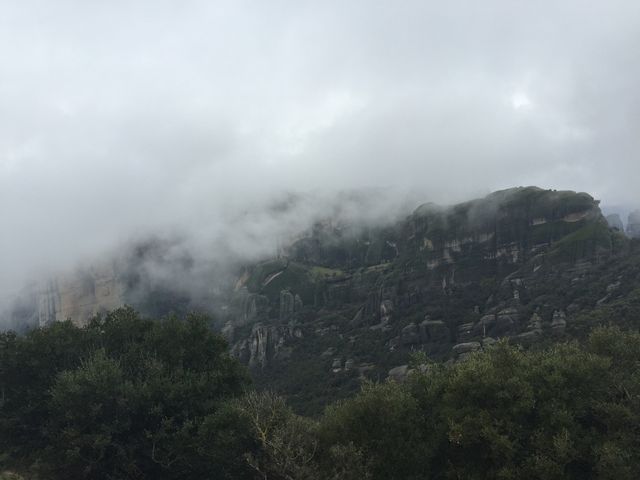 자연이 만든 그리스 메테오라 🏔