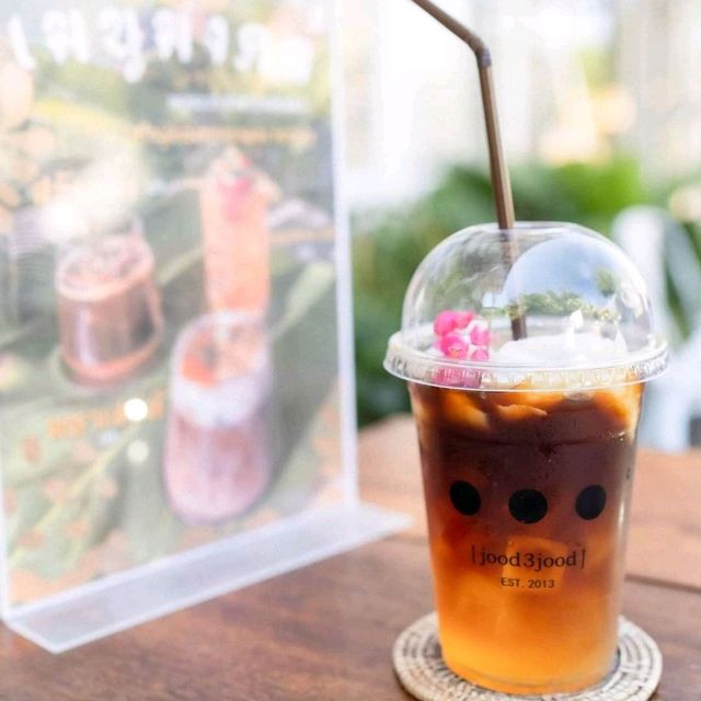 • • • จุด 3 จุด คาเฟ่น่านั่ง จ.อุดรธานี 💙