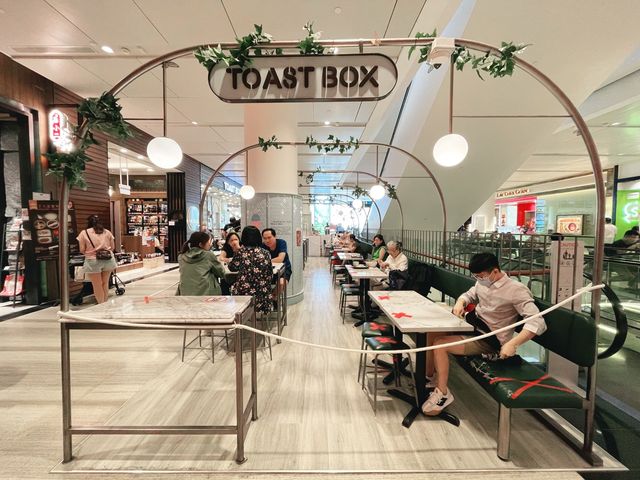 Coffee and toast fix at Jewel Changi