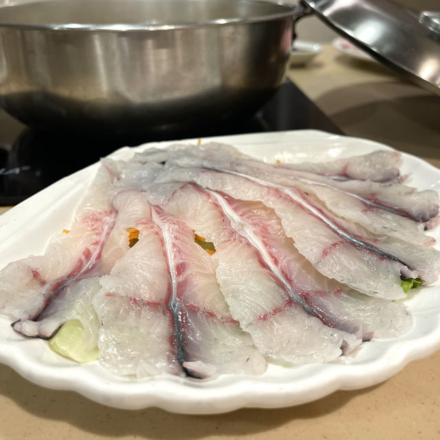 《火鍋老店 . 三秒腐皮你要食》🤩