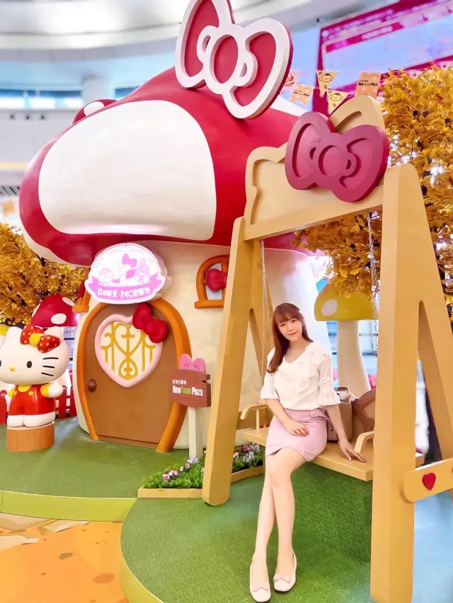 🌟One of the most adorable check-in spots: Autumn flavor mushroom theme park in Ita.