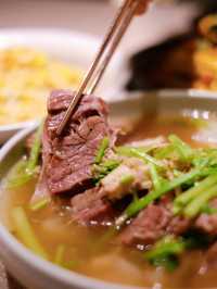 "東涌美食-六小館"