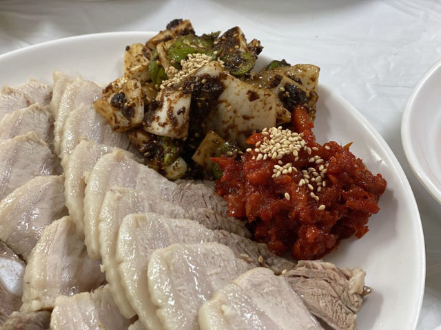 계방산인근 찐맛집 두부메밀촌 수육 꼭 먹기