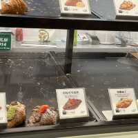 出好多不同口味的牛角包店🥐😍😍😍