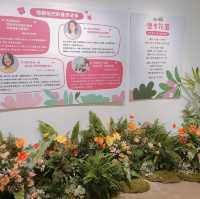 逛逛發現走進美麗世界🌺🌸來自未來的Kotex花園🌼🌻