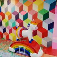 Take lots of photo @ Color Pool Museum 